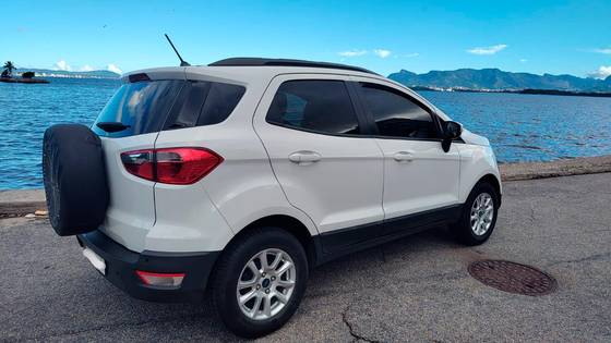 FORD ECOSPORT 1.5 TI-VCT FLEX SE AUTOMÁTICO